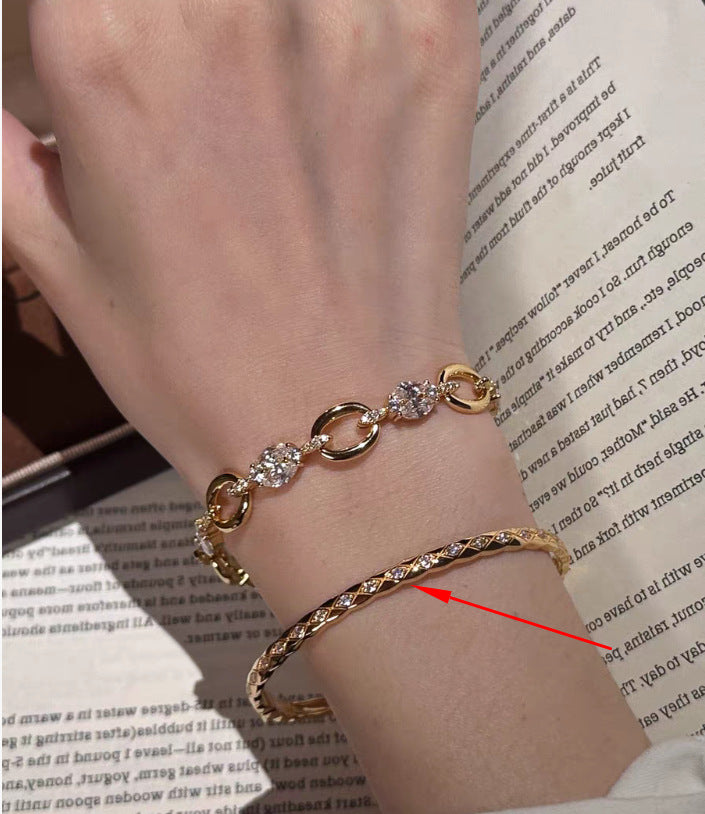 French Vintage Diamond Interlocking Bracelet – 18k White Gold Link