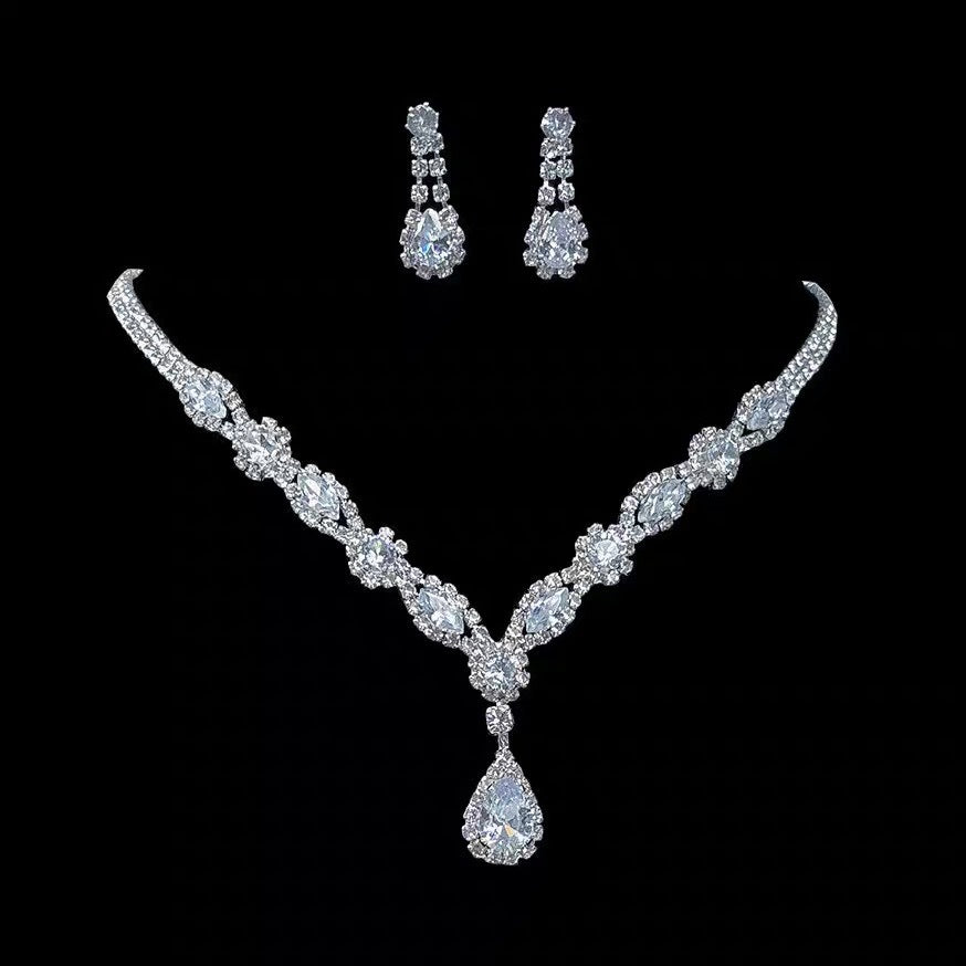 Full-Crystal Flashing Waterdrop Tassel Necklace & Earrings Set | Handcrafted Swarovski Jewelry Collection
